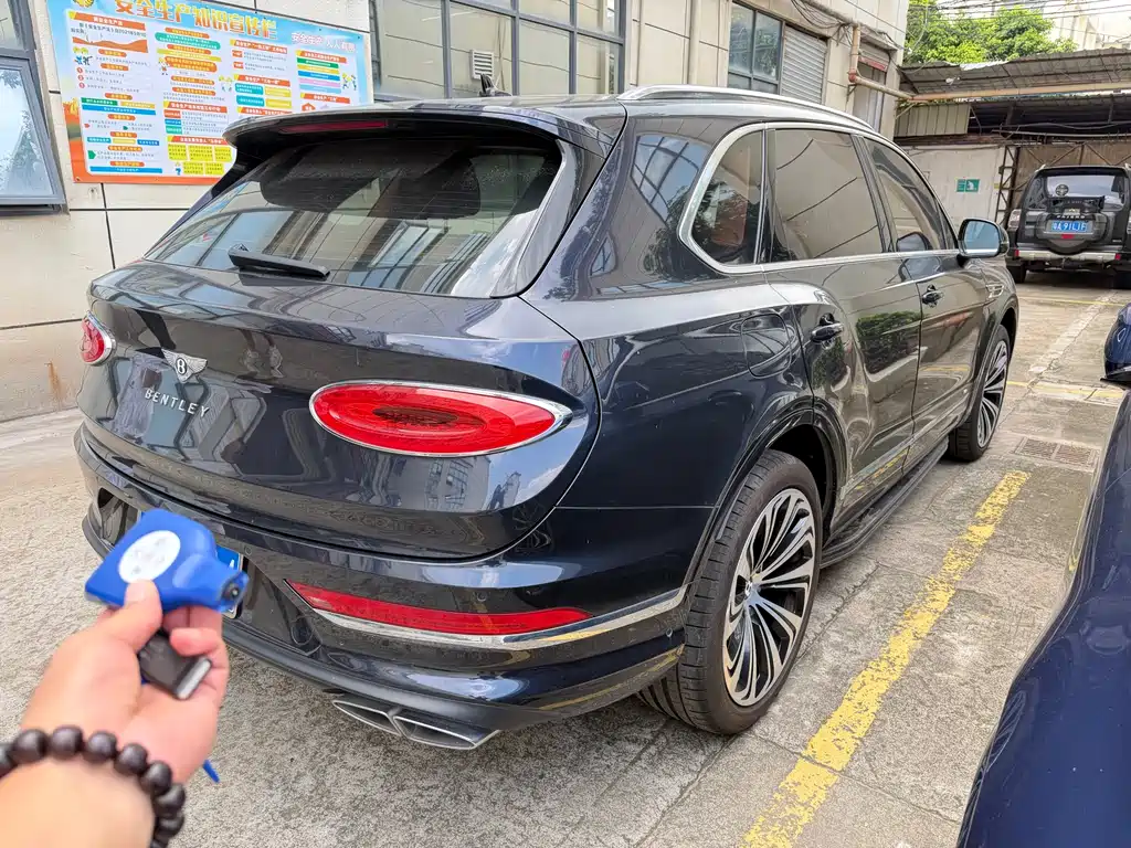 Bentayga 4.0 T V8 S