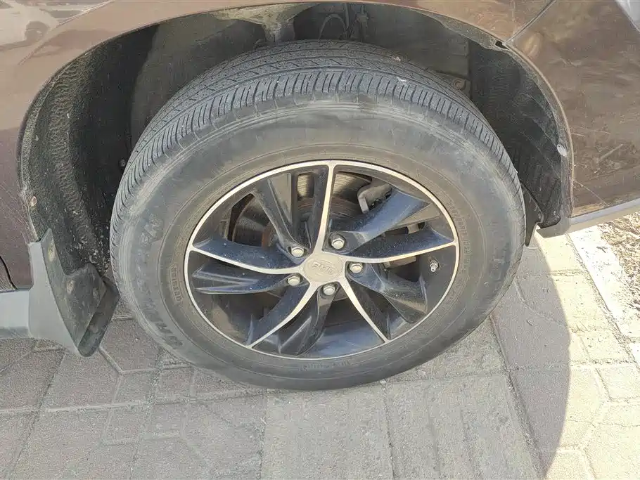 BYD S7 比亚迪S7 2015款 1.5 T 手动尊贵型
