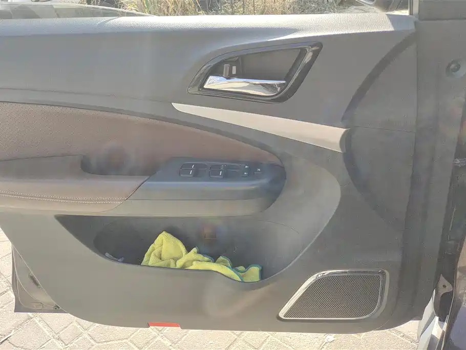 BYD S7 比亚迪S7 2015款 1.5 T 手动尊贵型