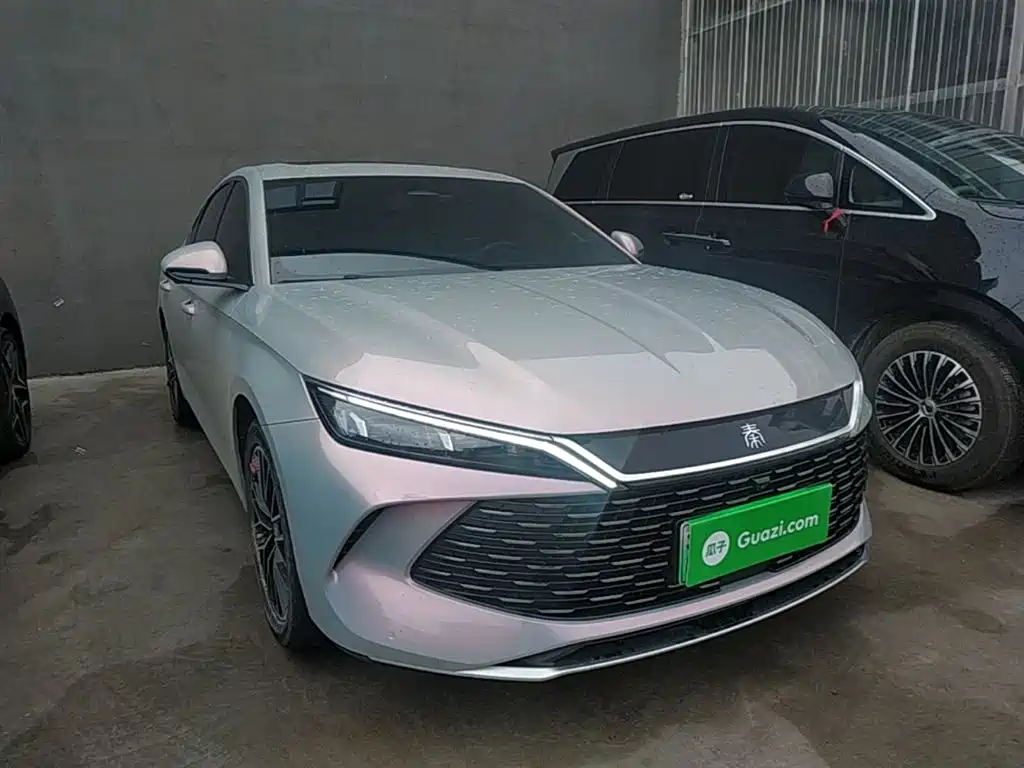 Qin L DM-i 120 KM Outstanding