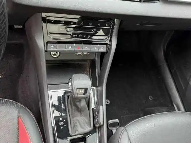 Karoq TSI280 Luxury Enjoyment