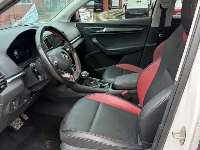 Karoq TSI280 Luxury Enjoyment