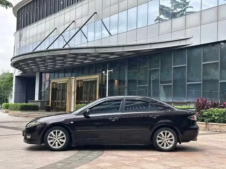Mazda 6 2.0 L Auto Luxury