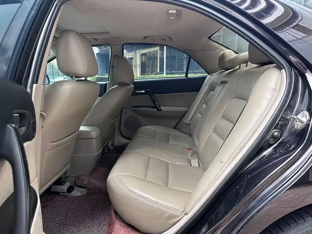 Mazda 6 2.0 L Auto Luxury
