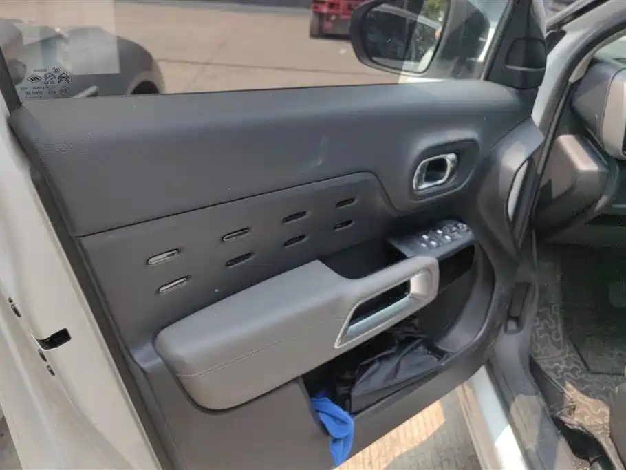 C5 Aircross 天逸 C5 AIRCROSS 2019款 360 THP ORIGINS百年臻享版 国VI