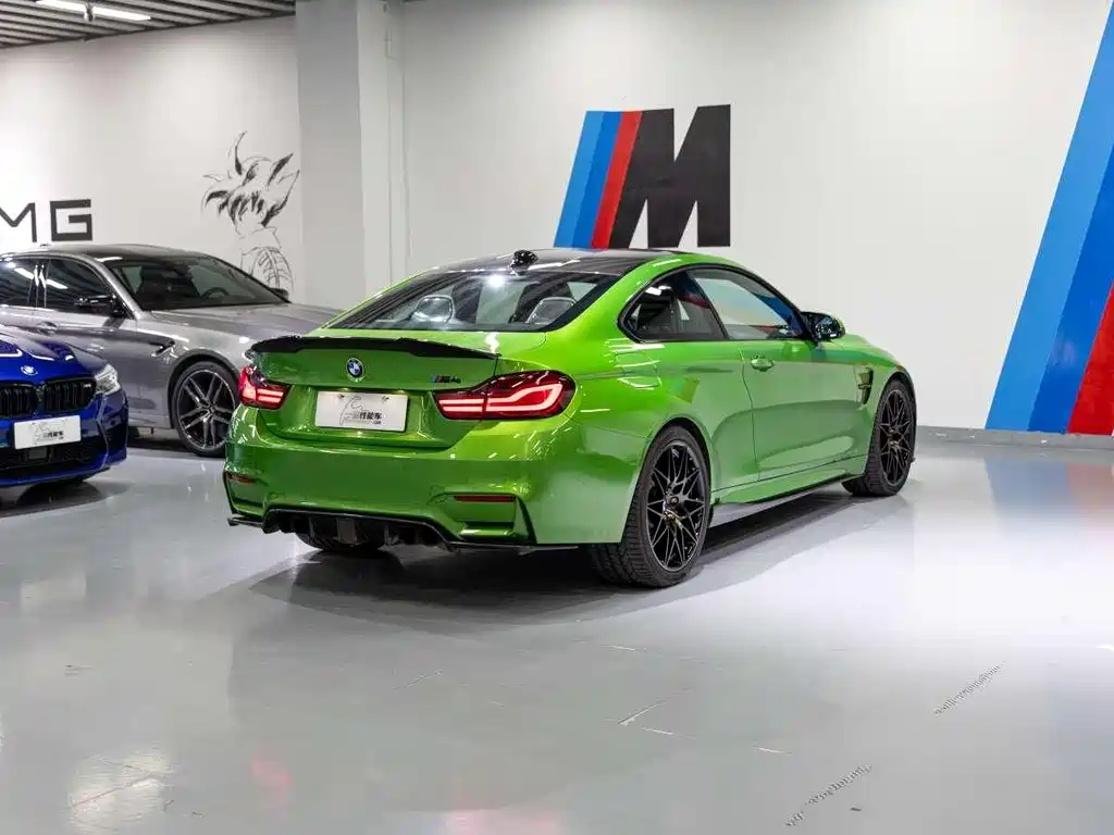 BMW M4 M4 2-door Coupe Car Fan Limited