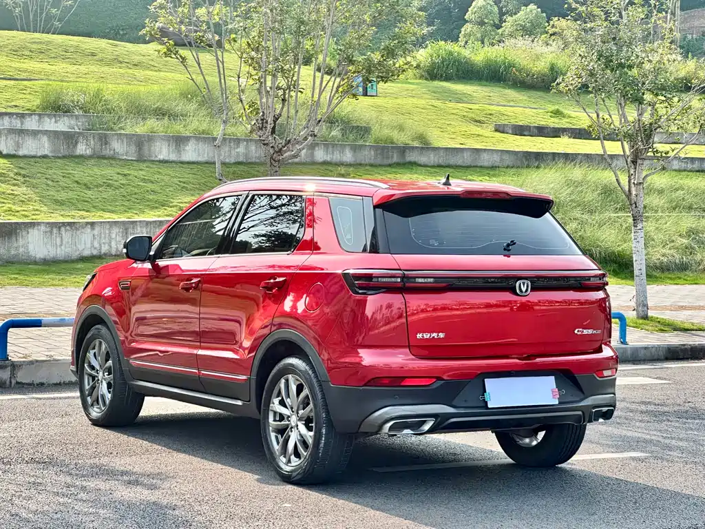 Changan CS55 PLUS Blue Whale 1.5 T DCT Distinguished
