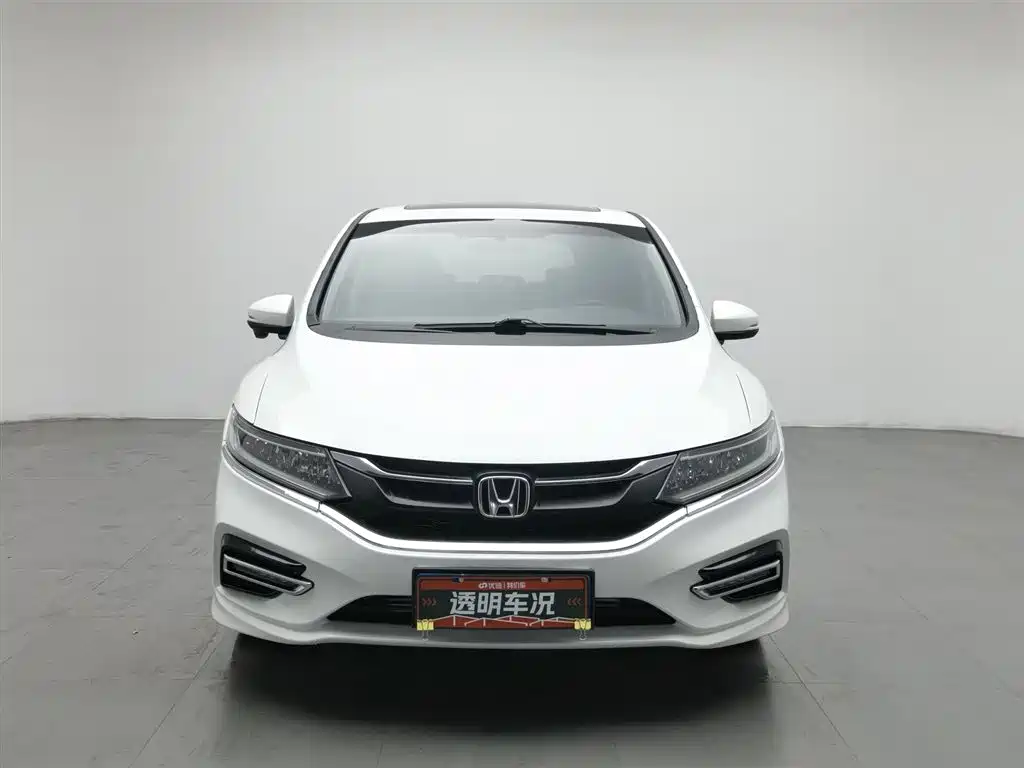 Jade 210 TURBO CVT Luxury 5-seat