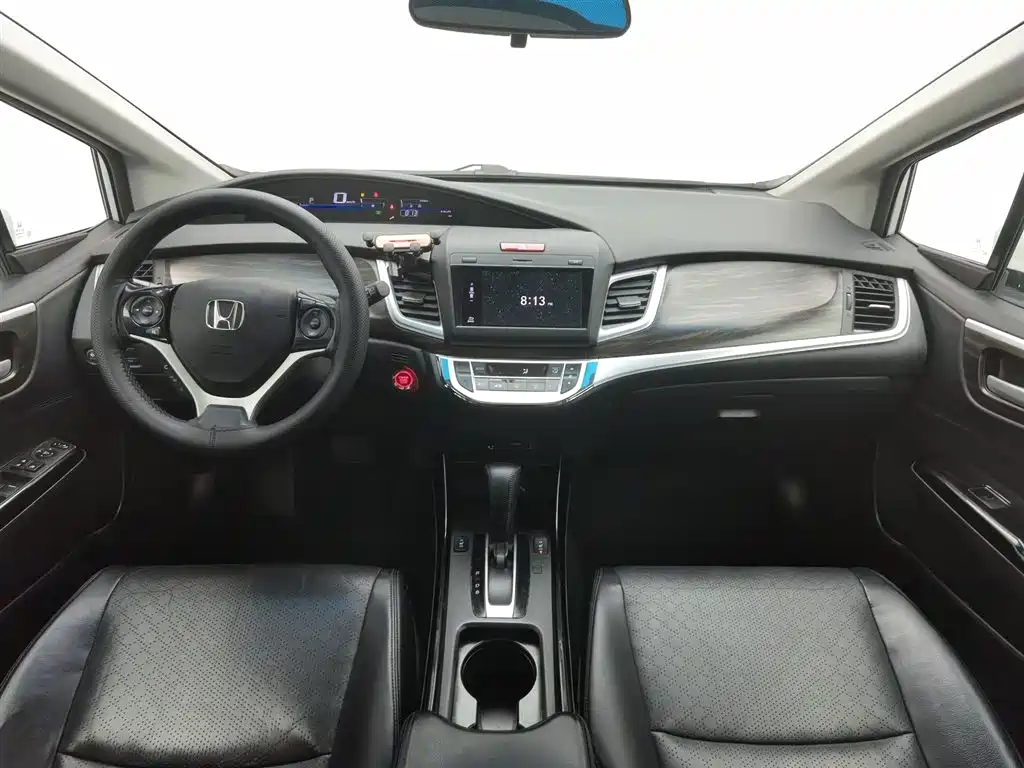 Jade 210 TURBO CVT Luxury 5-seat