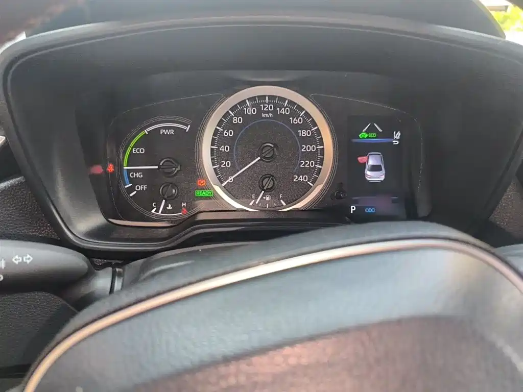 Levin Dual Engine 1.8 H E-CVT Sport