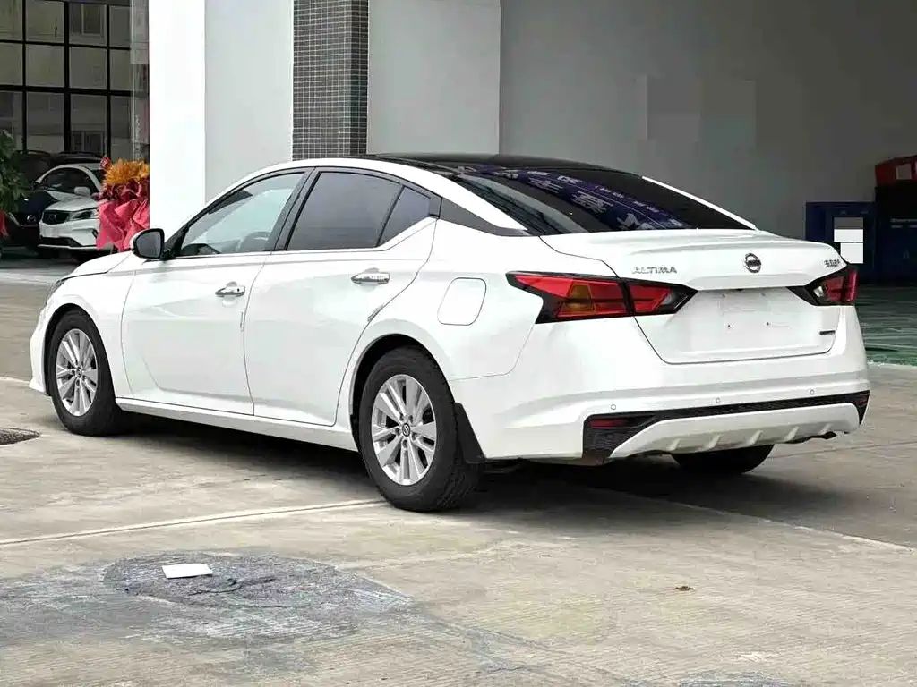 Teana Facelift 2.0 L XL Comfort