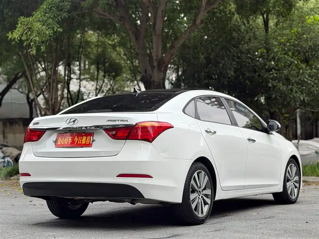 Mistra 1.8 L Auto Intelligent GLS