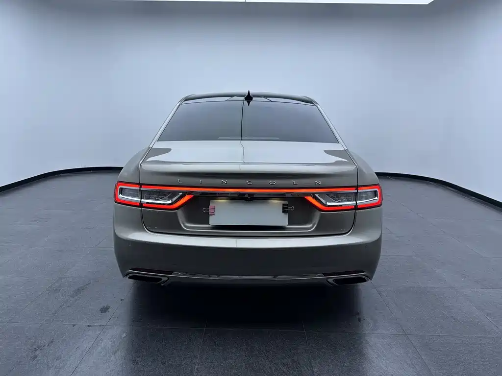Lincoln Continental 2.0 T 2 WD Honor Shine