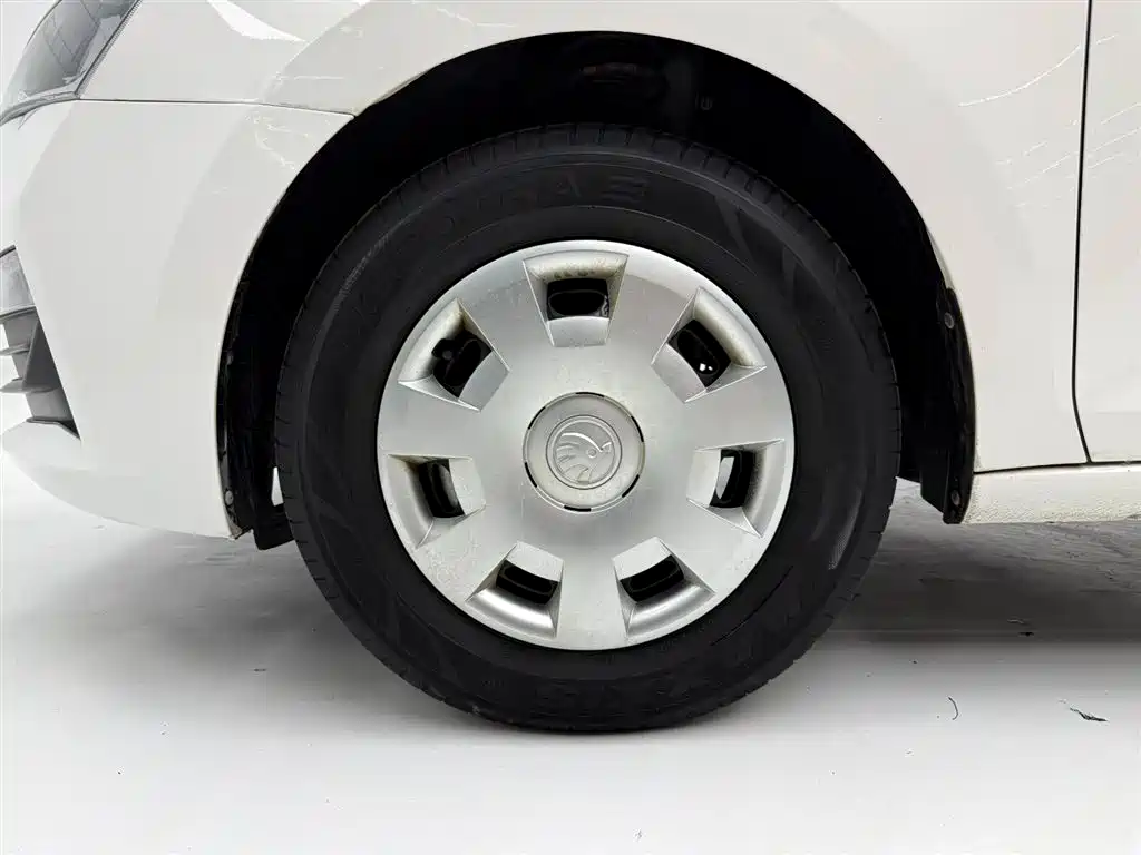 Rapid 昕锐 2020款 1.5 L 自动标准版