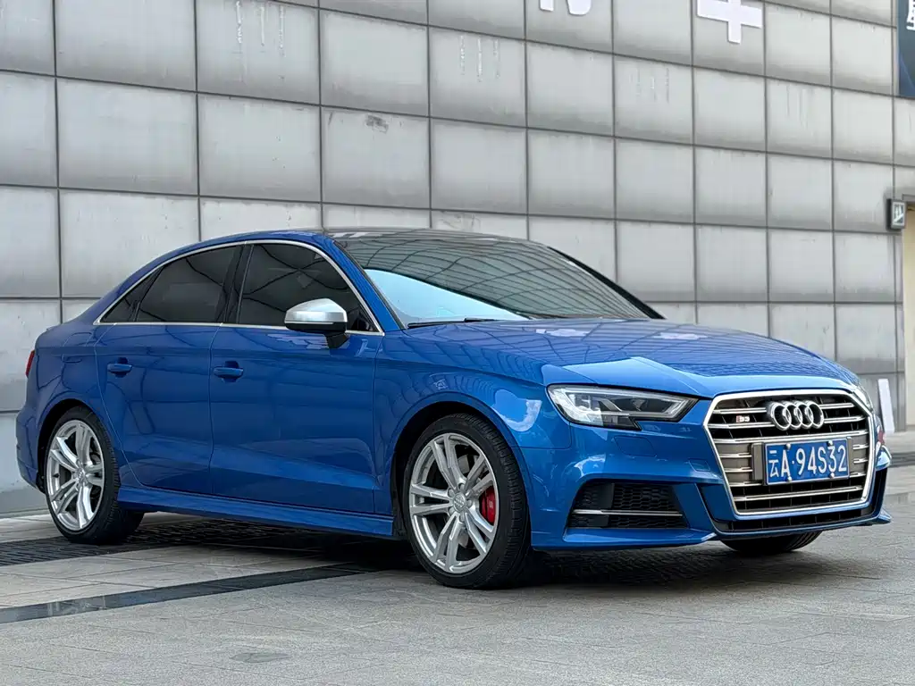 Audi S3 Facelift S3 2.0 T Limousine