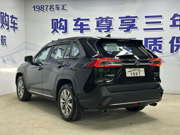 Toyota Wildlander 2.0 L CVT 4 WD Luxury