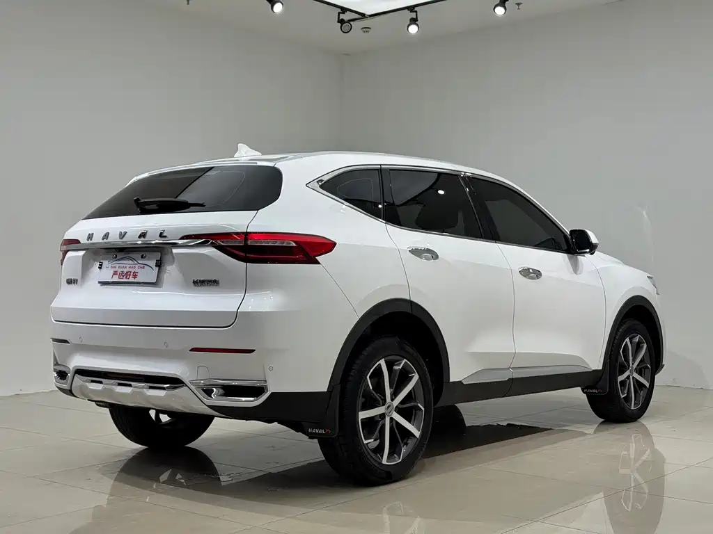 Haval F7 1.5 T 2 WD i Dazzle