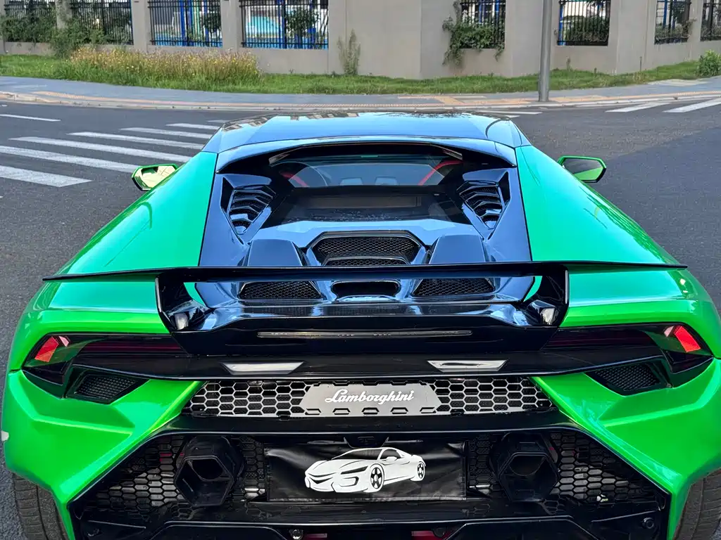 Huracán LP 600-4 Limited