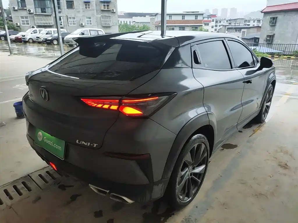 Changan UNI-T 1.5 T Distinguished