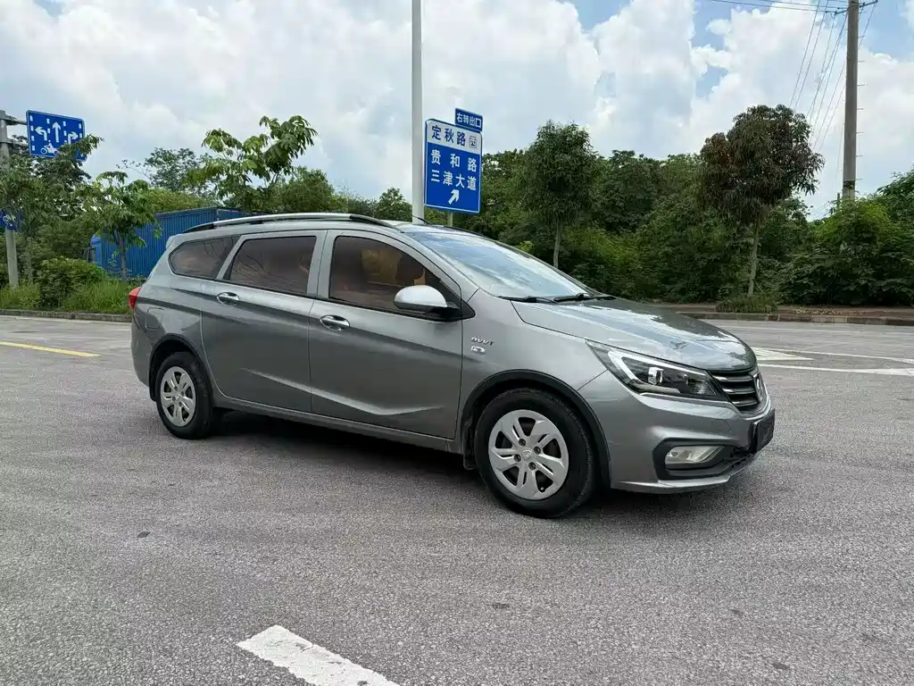 Baojun 310 W 1.5 L Manual Comfort CN-V