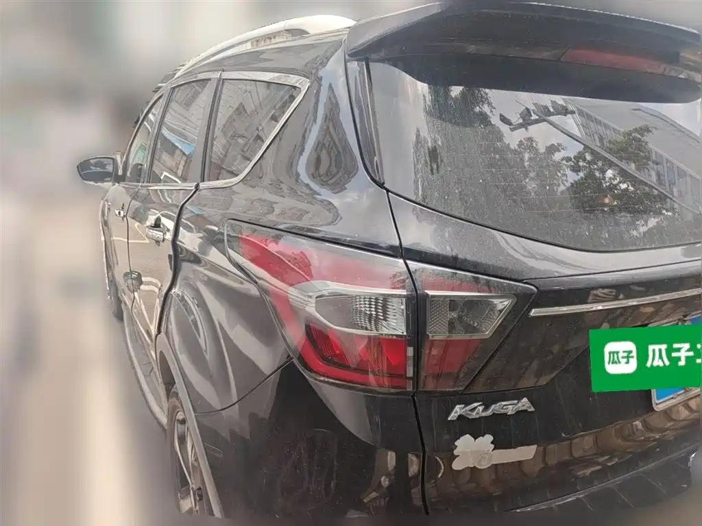 Kuga EcoBoost 180 2 WD Fine Wing