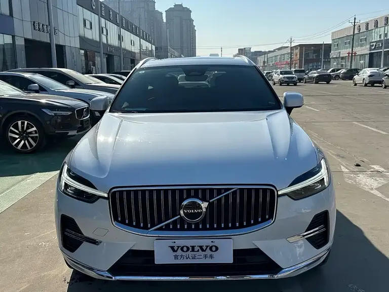 Volvo XC60 B5 4 WD Smart Vision Luxury