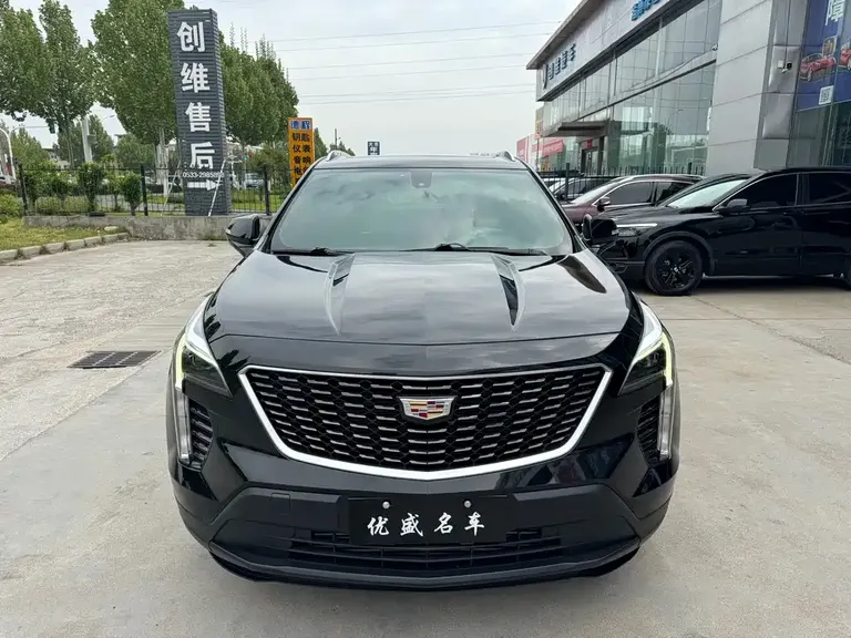 Cadillac XT4 Facelift 28 T 2 WD Tech