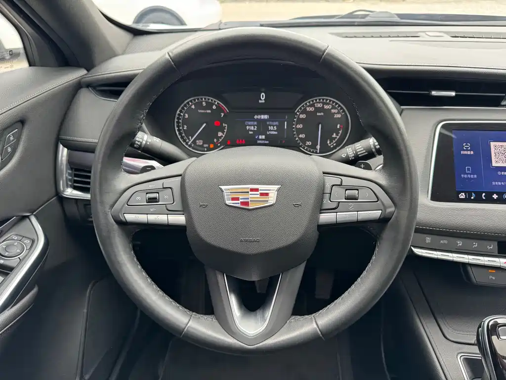 Cadillac XT4 Facelift 28 T 2 WD Tech