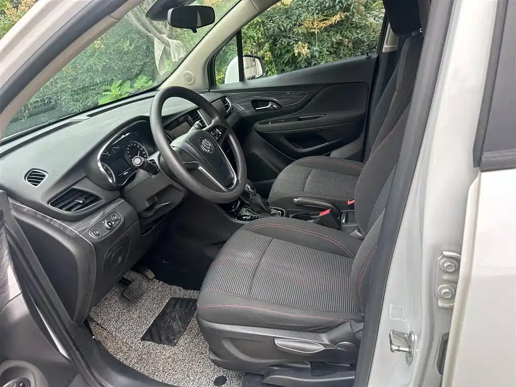 Encore 18 T Auto 2 WD Urban Leading