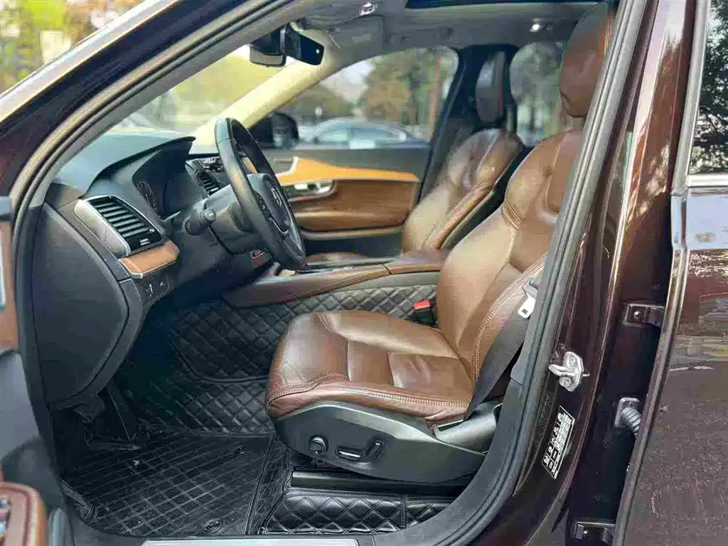 Volvo XC90 T6 Smart Grace 7-seat