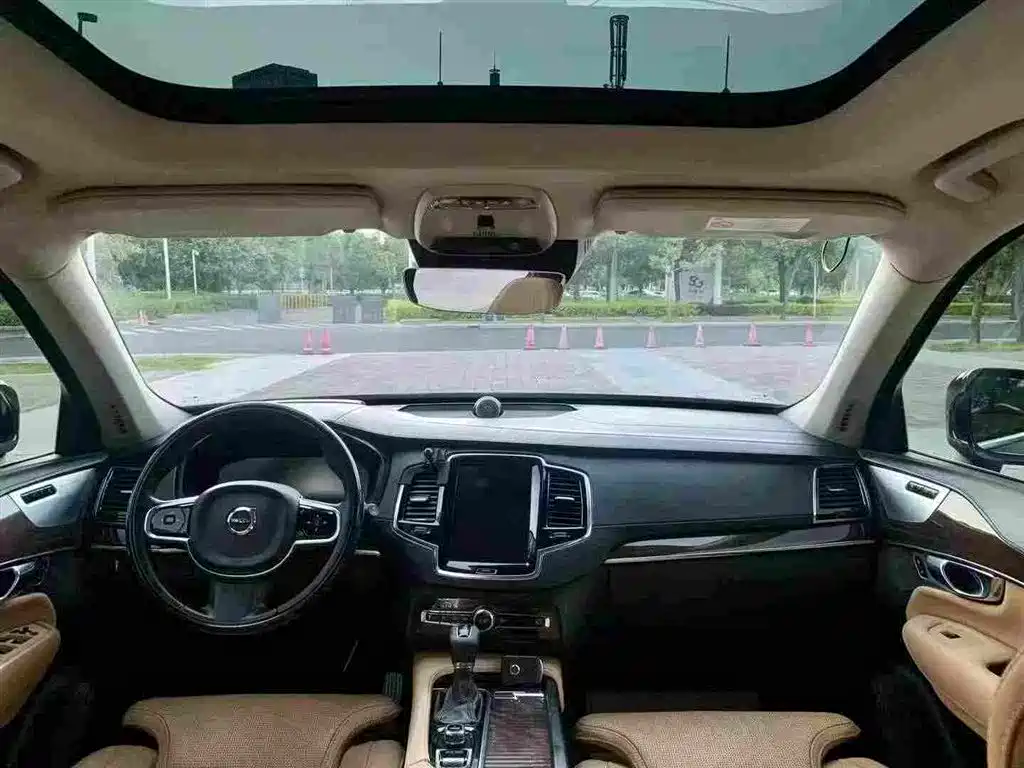 Volvo XC90 T6 Smart Supreme 7-seat