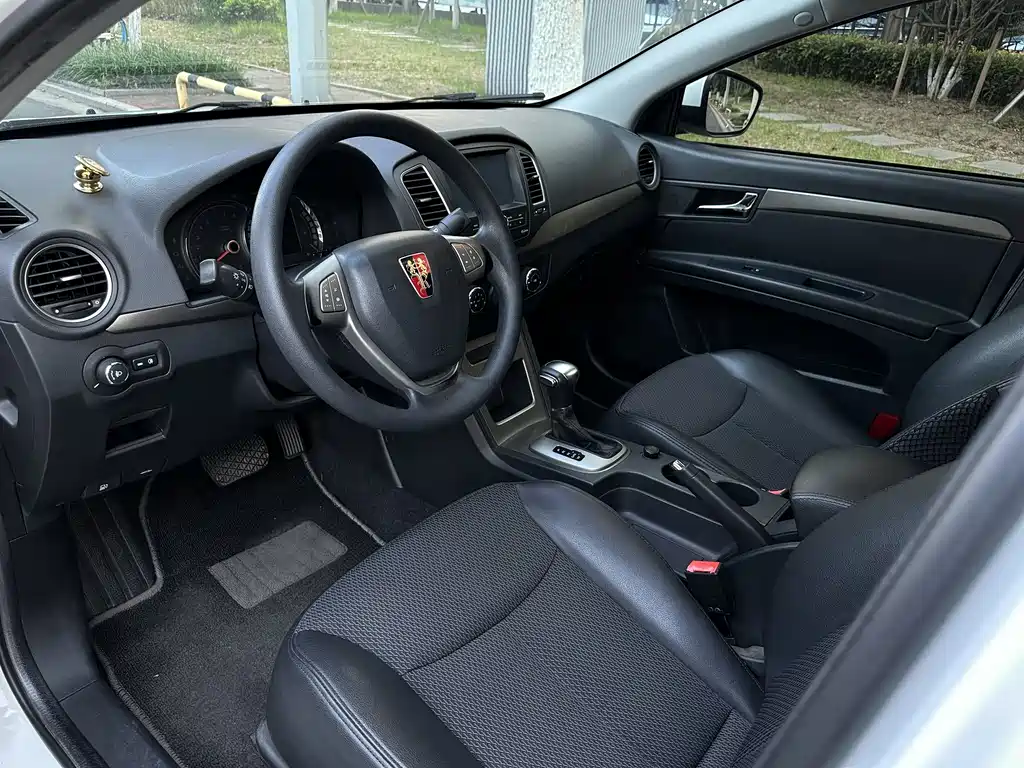 Roewe 350 1.5 L Auto Luxury Sunroof