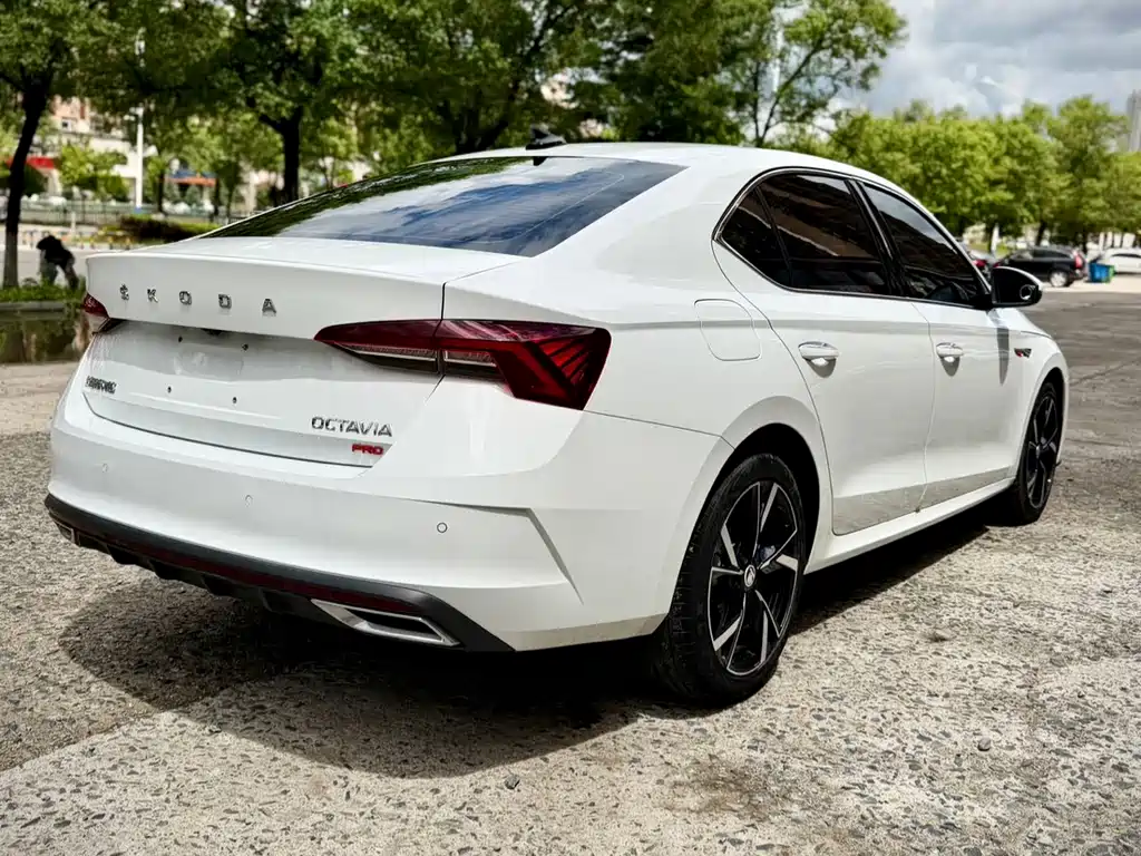 Octavia Facelift PRO TSI280 Premium