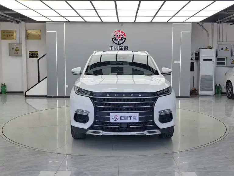Exeed Lingyun 星途凌云 2020款 1.6 T 两驱星享版