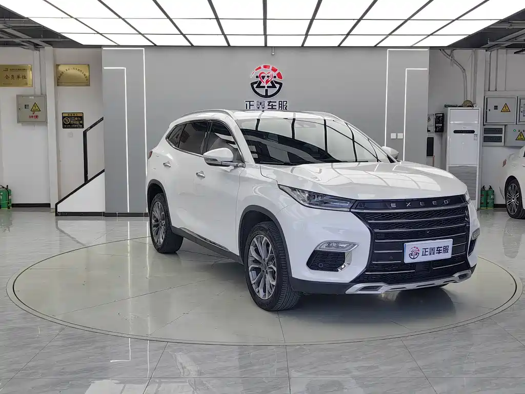 Exeed Lingyun 星途凌云 2020款 1.6 T 两驱星享版