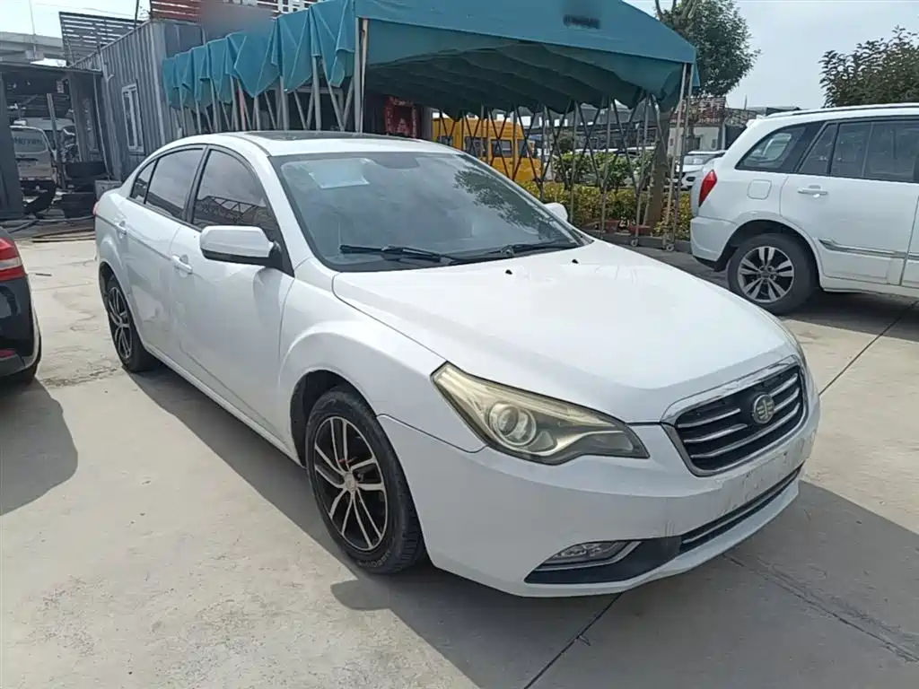 Besturn B50 1.6 L Auto Luxury