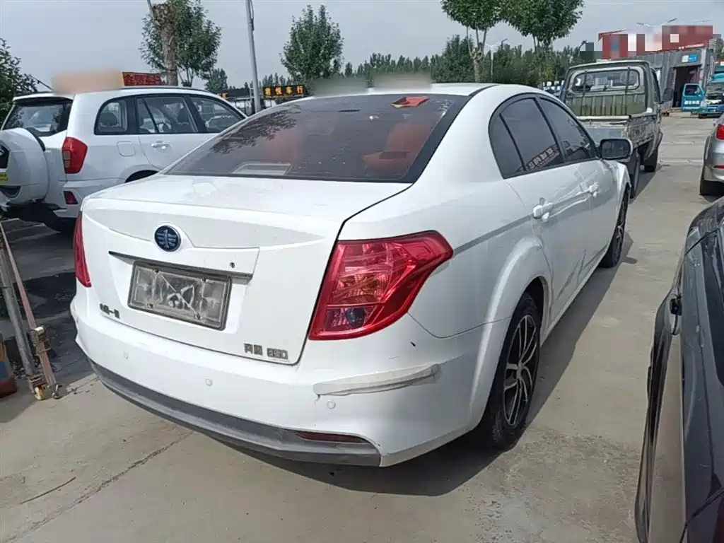 Besturn B50 1.6 L Auto Luxury