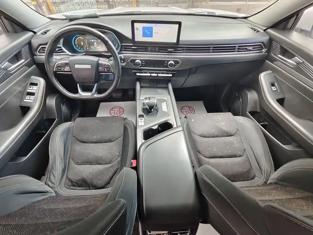 东南DX8 S 东南DX8 S 2022款 1.5 T DCT海湾版 5座