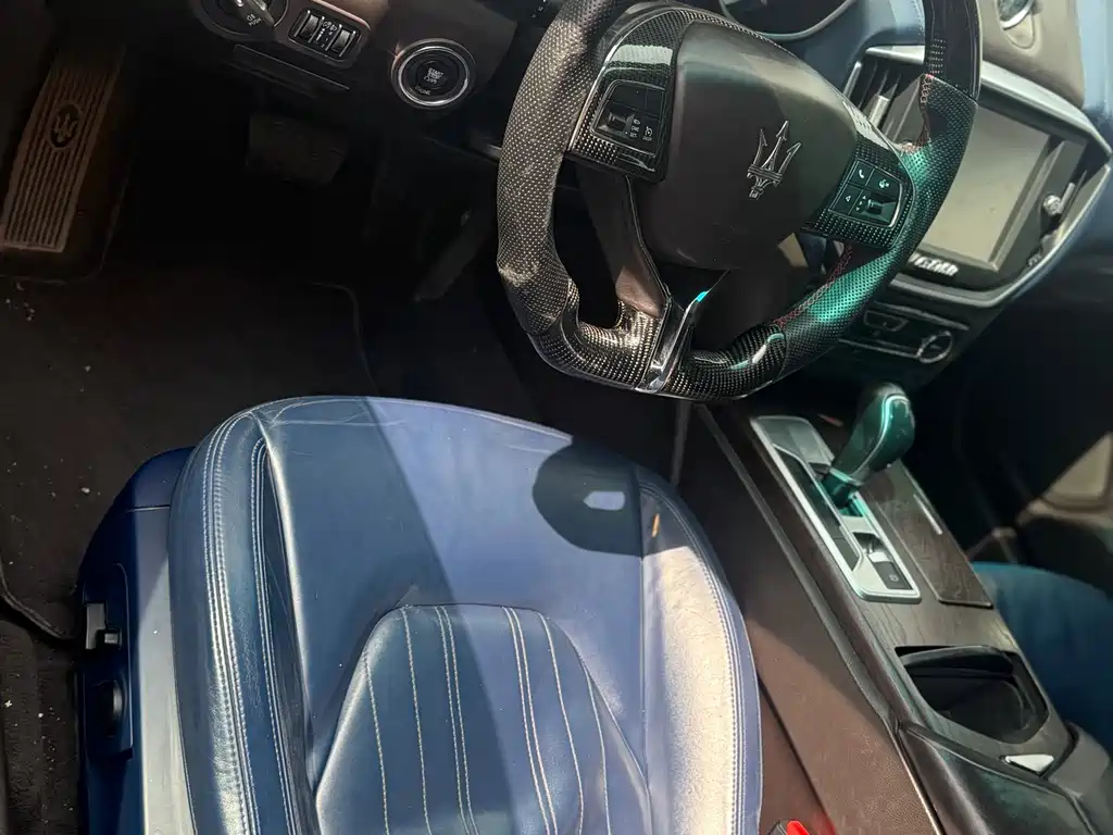 Ghibli 3.0 T Standard