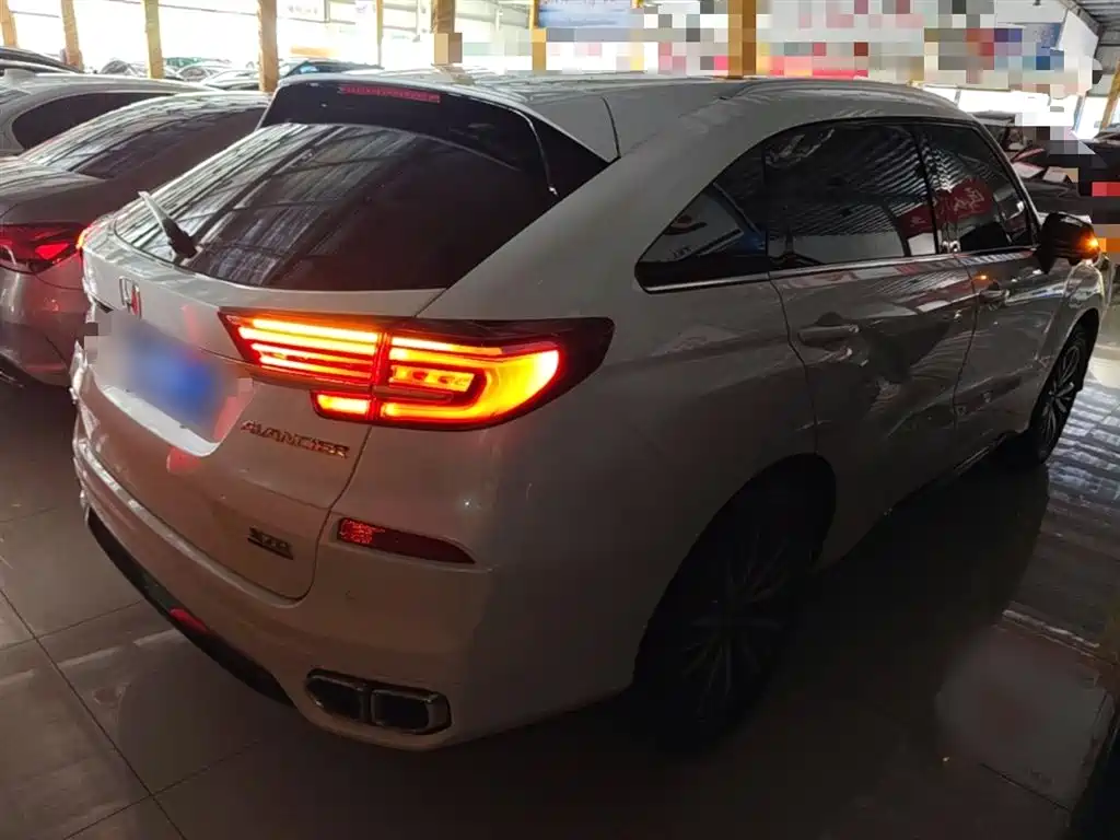 Avancier 370 TURBO 4 WD Premium