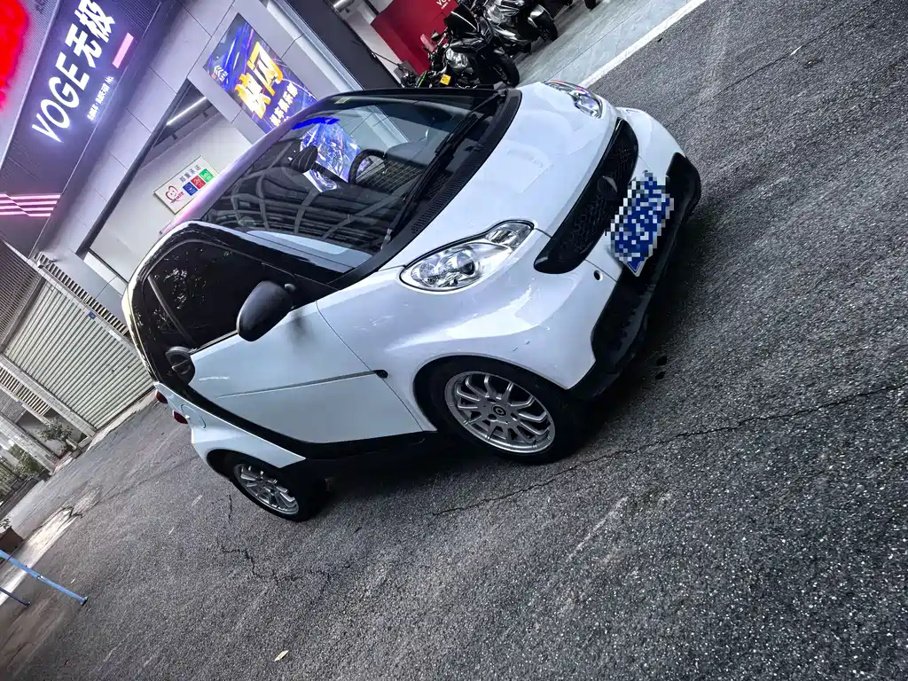 smart fortwo 1.0 MHD Hardtop Standard