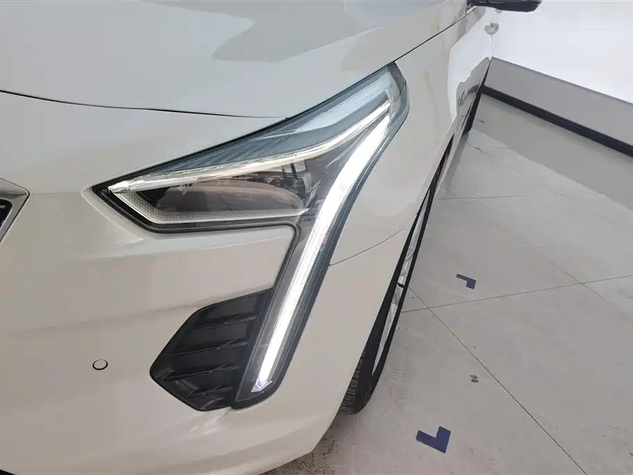 Cadillac CT6 28 T Luxury