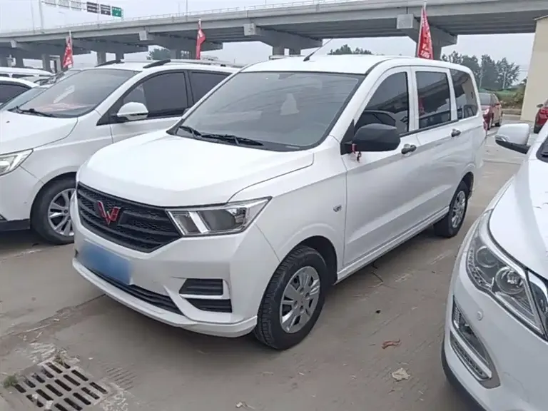 Wuling Hongguang Facelift 1.5 L S Basic Electric Assist LAR