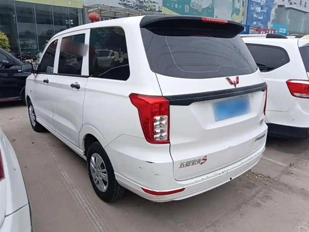 Wuling Hongguang Facelift 1.5 L S Basic Electric Assist LAR