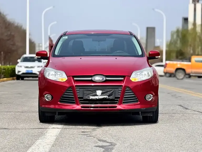 Ford Focus Sedan 1.6 L Auto Style