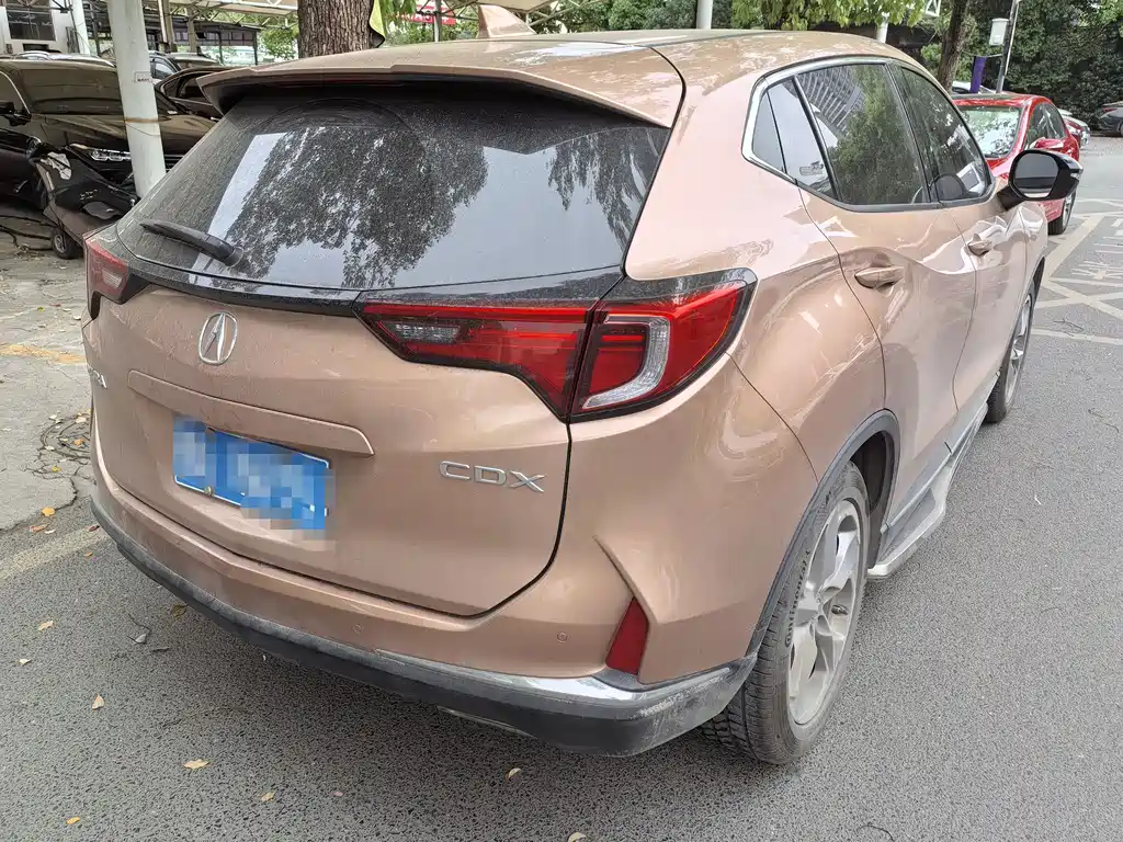 Acura CDX 1.5 T 2 WD Premium