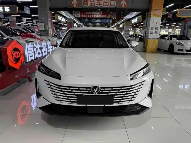 Changan Eado Blue Whale 1.5 T 500 Bar Distinguished