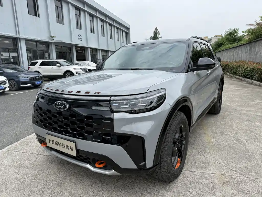 Explorer 2.3 T EcoBoost Kunlun Peak 6-seat