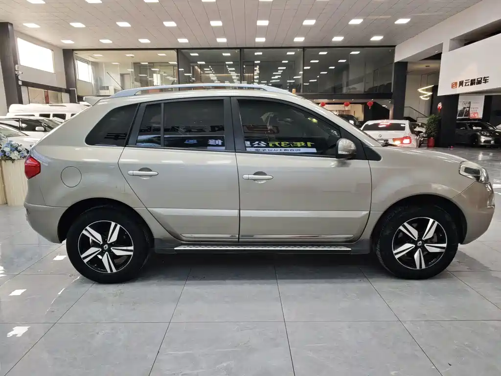 Koleos (Import) 科雷傲进口 2016款 2.0 L 两驱舒适BOSE版