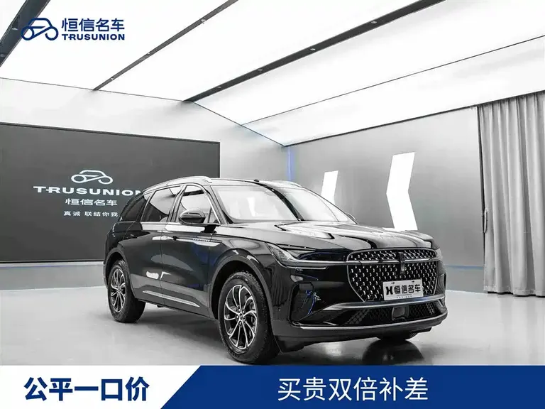 Lincoln Nautilus 2.0 T 4 WD Premium